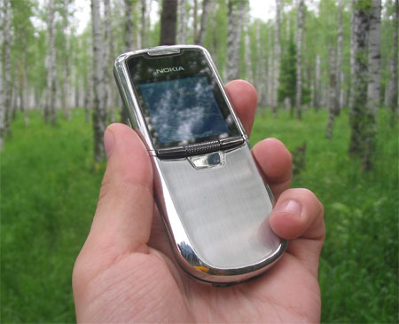   Nokia 8800