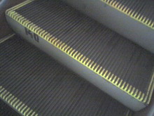    Sony Ericsson Z310i 17