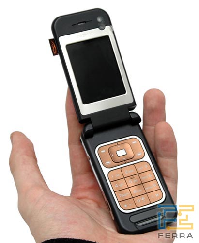 Nokia 7390 2