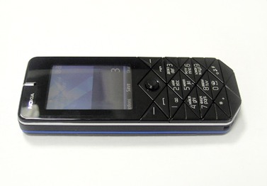Nokia 7500 Prism:  