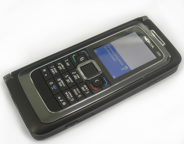 Nokia E90:  