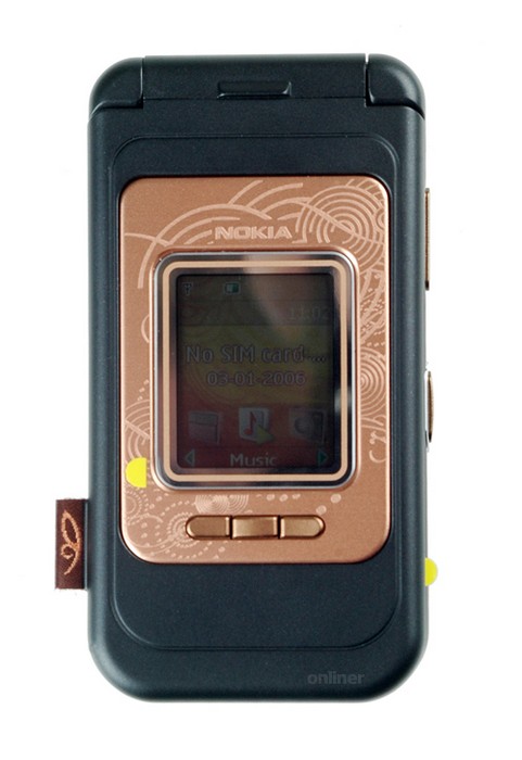  Nokia 7390