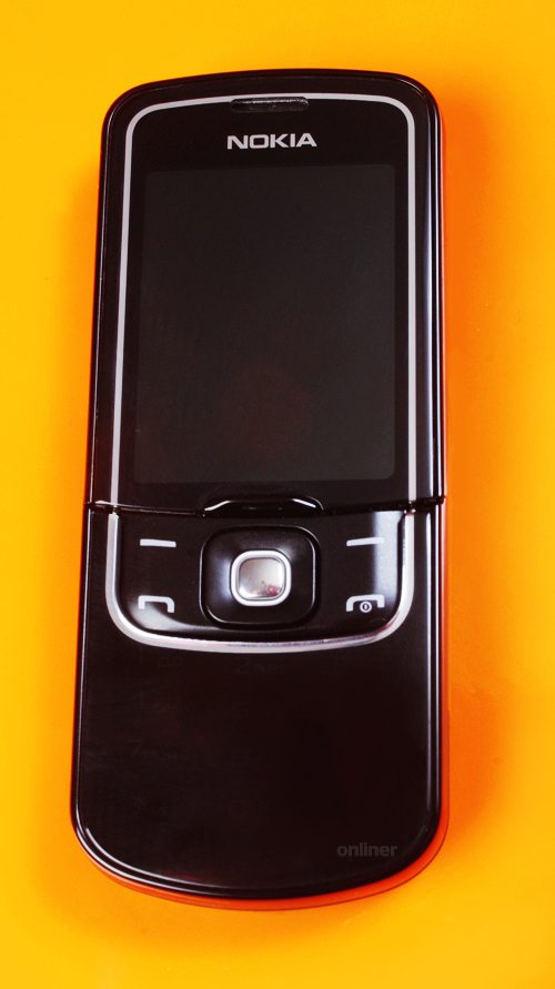  Nokia 8600 Luna