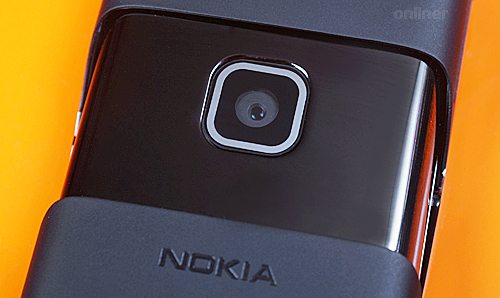  Nokia 8600 Luna