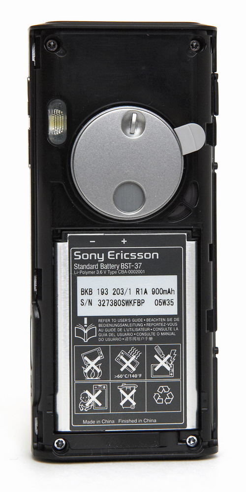 Sony Ericsson K600i:   