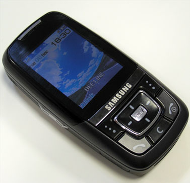 Samsung D600:  