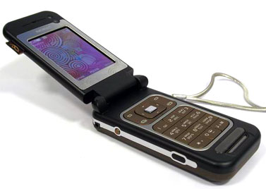 Nokia 7390:   