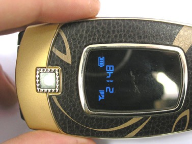 Samsung E500 Versus:  