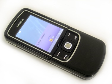 Nokia 8600 Luna:  ,   