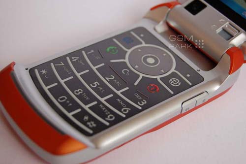 GSM- Motorola RAZR V3x -  3G   