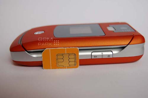 GSM- Motorola RAZR V3x -  3G   