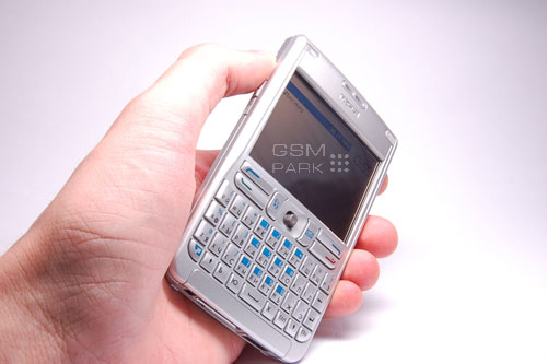 Nokia E61       