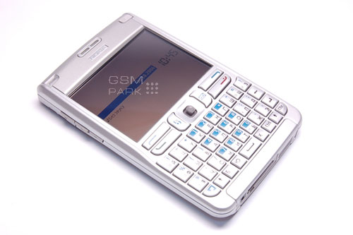 Nokia E61       
