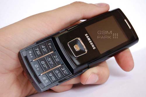   Samsung SGH-900