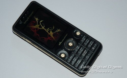  Sony Ericsson W660i