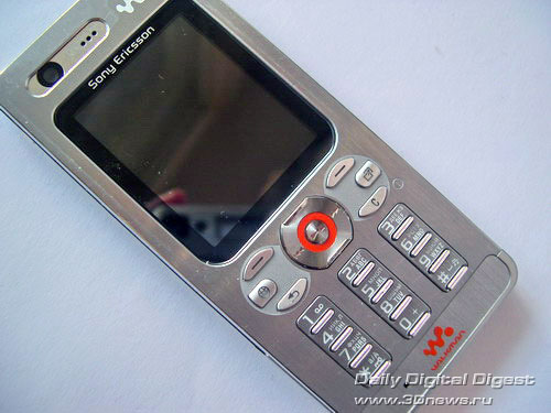  Sony Ericsson W880i