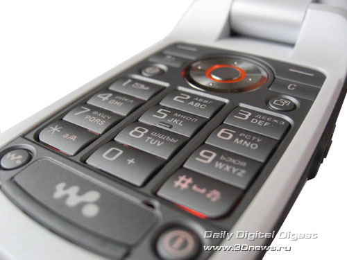  Sony Ericsson W710i