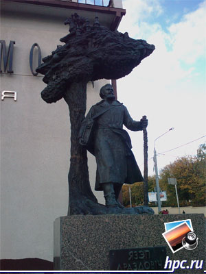 HTC TyTN II:   (jpg, 2048x1536, 586,8 )