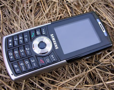 Samsung i300