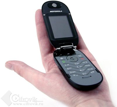 Motorola PEBL V6     