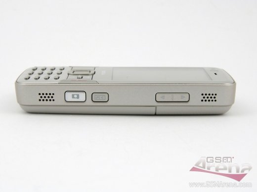    Nokia N82:  