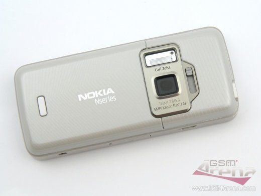    Nokia N82:  