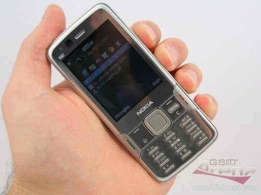    Nokia N82:  