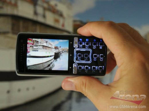    Sony Ericsson K850i -  !