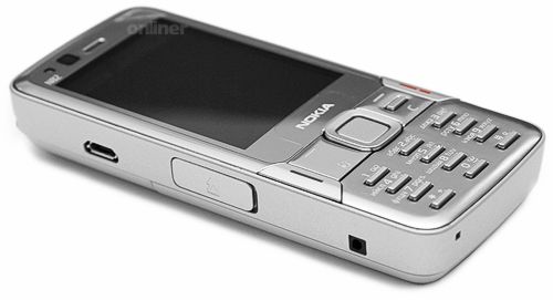  Nokia N82