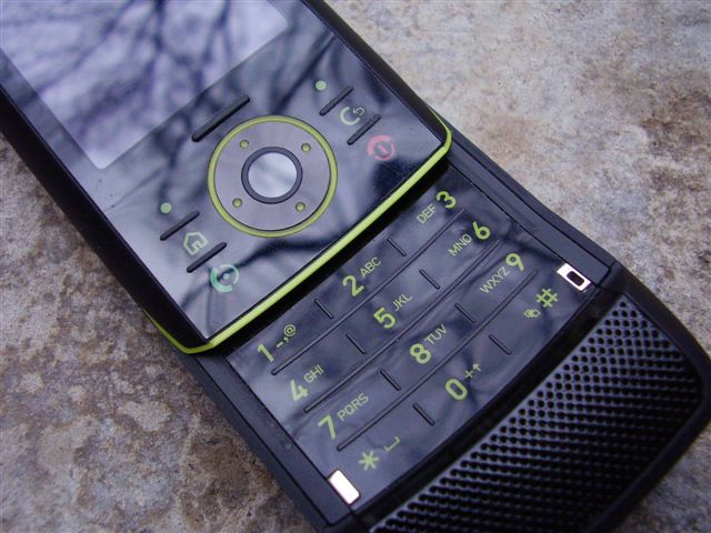 Motorola MOTORIZR Z8