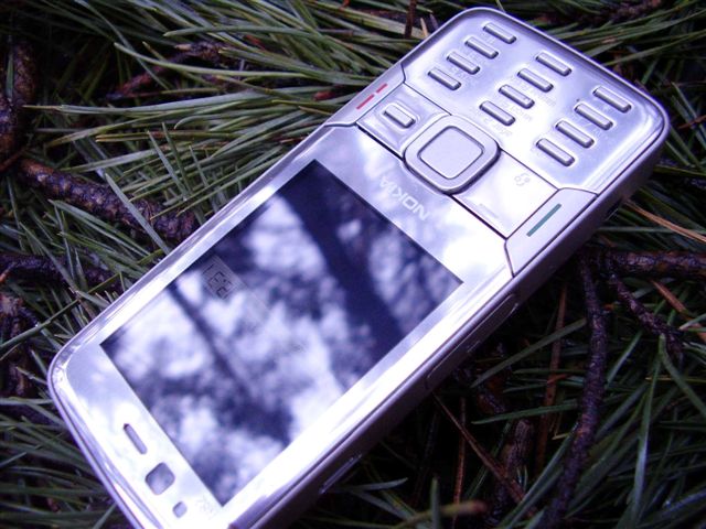 Nokia N82