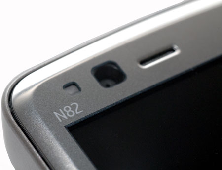 Nokia N82