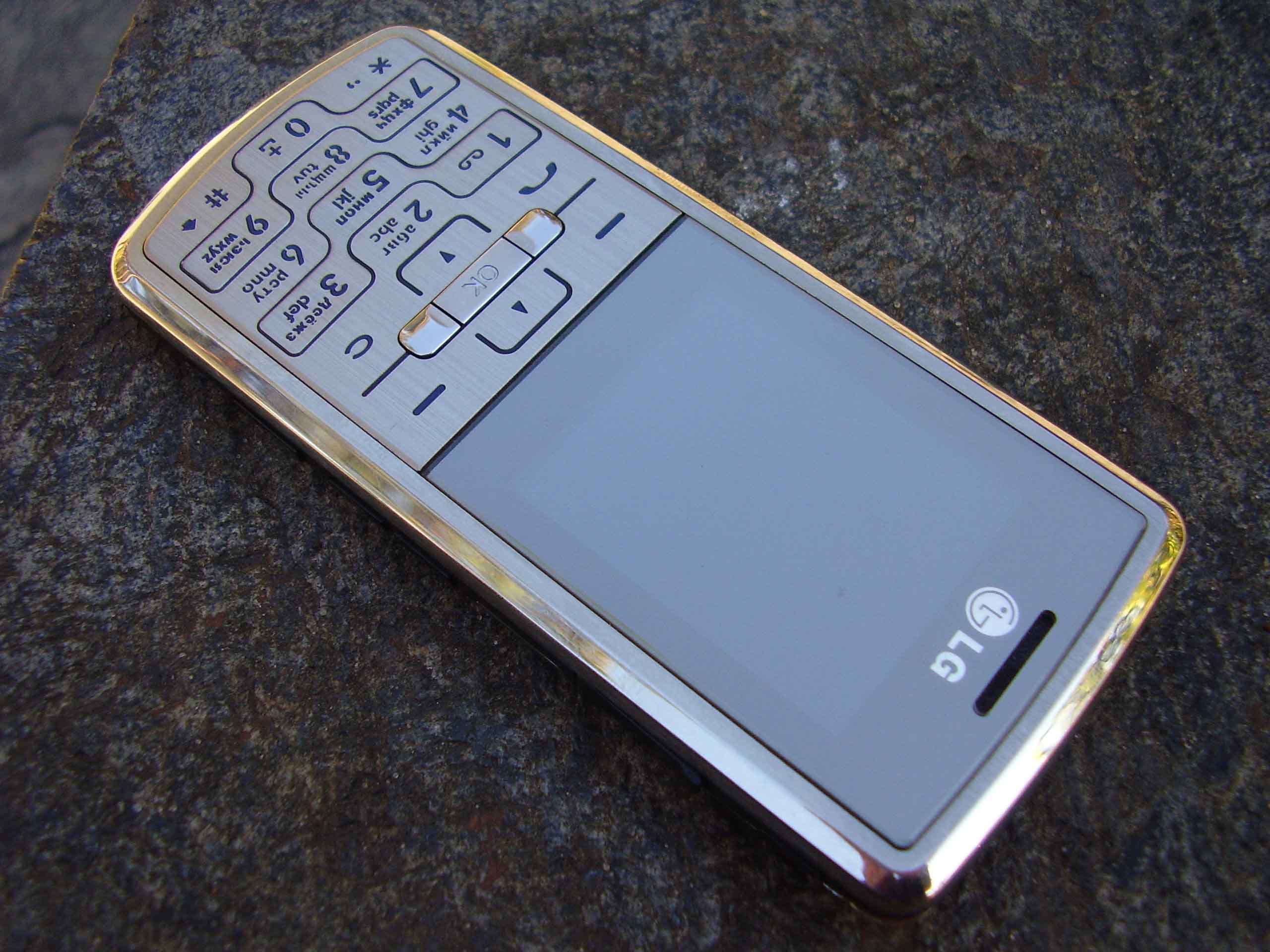  LG KE770 Shine