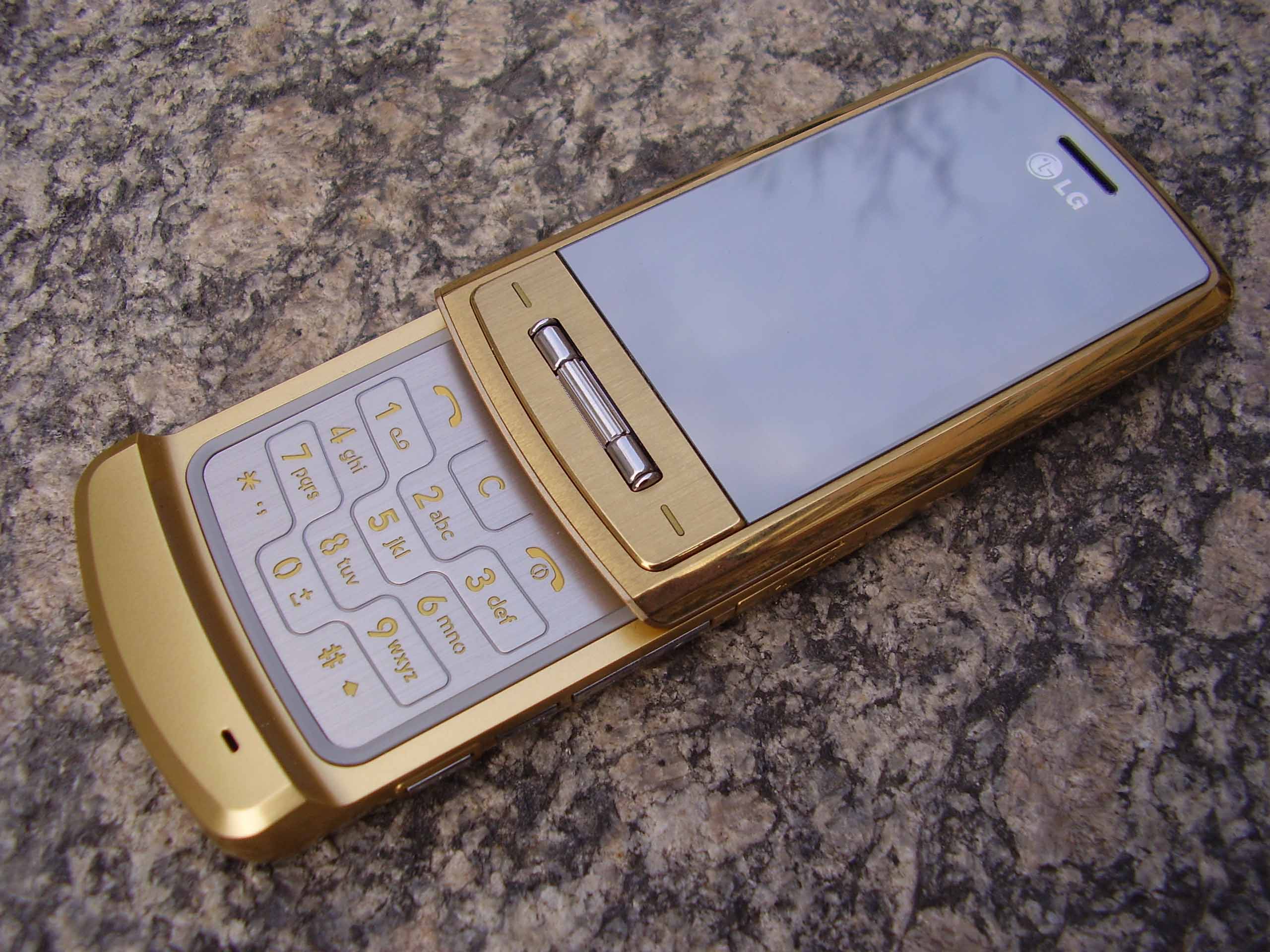 LG KE970 Shine Gold