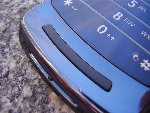 Motorola RAZR2 V8