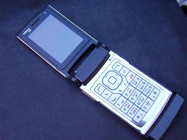 Nokia N76