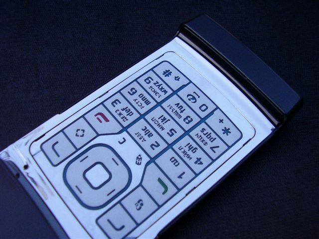 Nokia N76