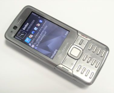 Nokia N82