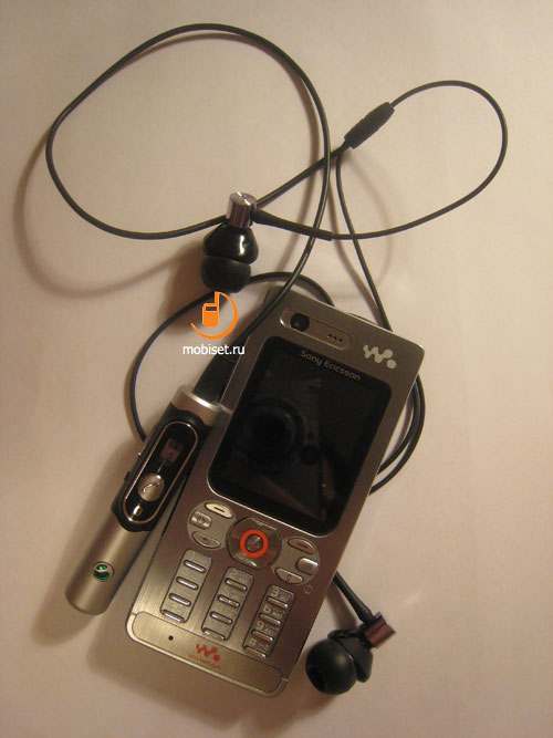 Sony Ericsson W880i