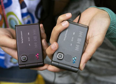 Sony Ericsson W380i:   