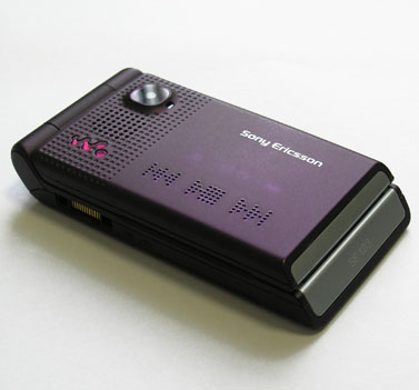 Sony Ericsson W380i:   