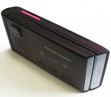 Sony Ericsson W380i:   