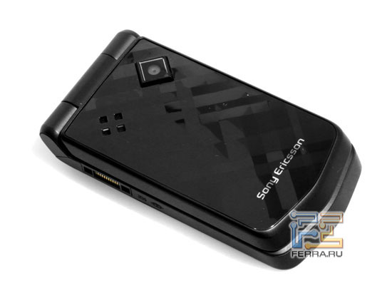 Sony Ericsson Z555i:  1