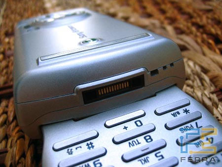Sony Ericsson P990i