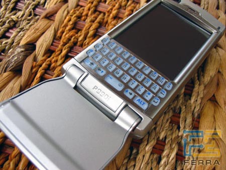  Sony Ericsson P990i