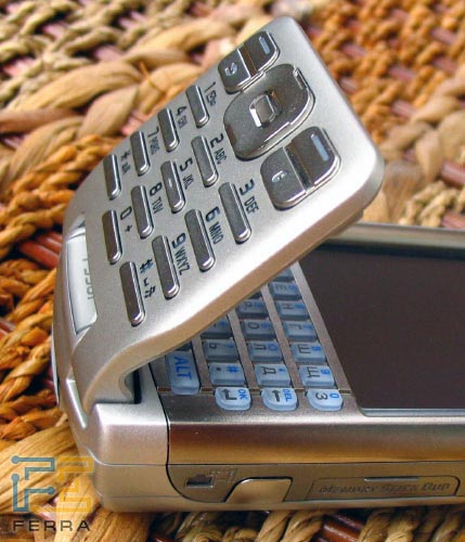  Sony Ericsson P990i