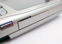    Nokia 6680, Nokia 6681, Nokia N70:  