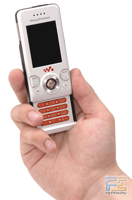 Sony Ericsson W580i 5
