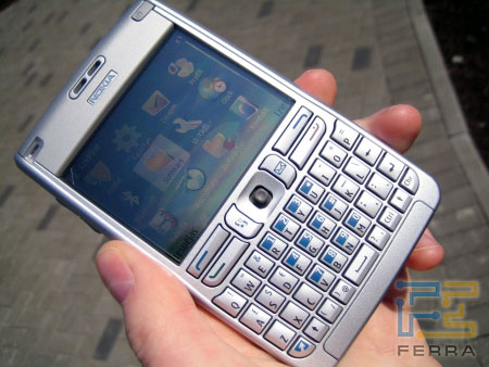 Nokia E61