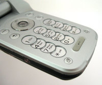    Sony Ericsson Z530i,  " "